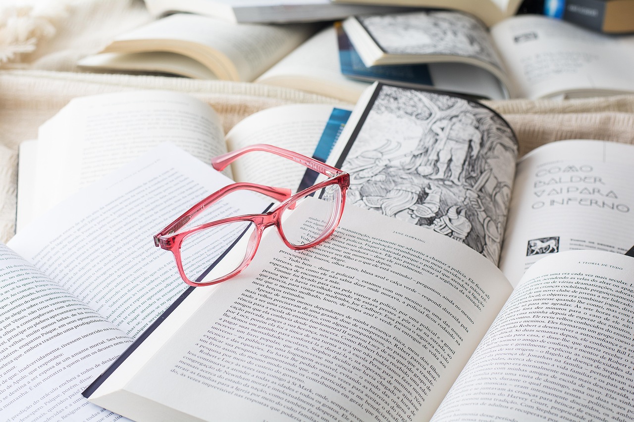 What readers should know before reading expert opinions